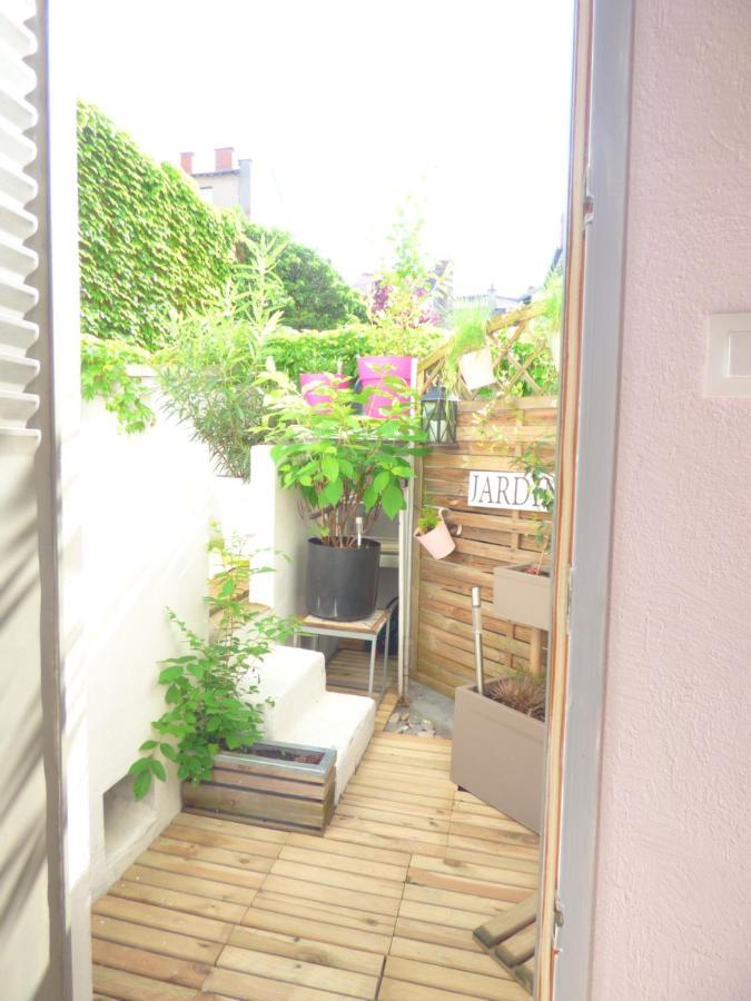 Les Cocons De Stephanie Apartment Vichy Exterior photo