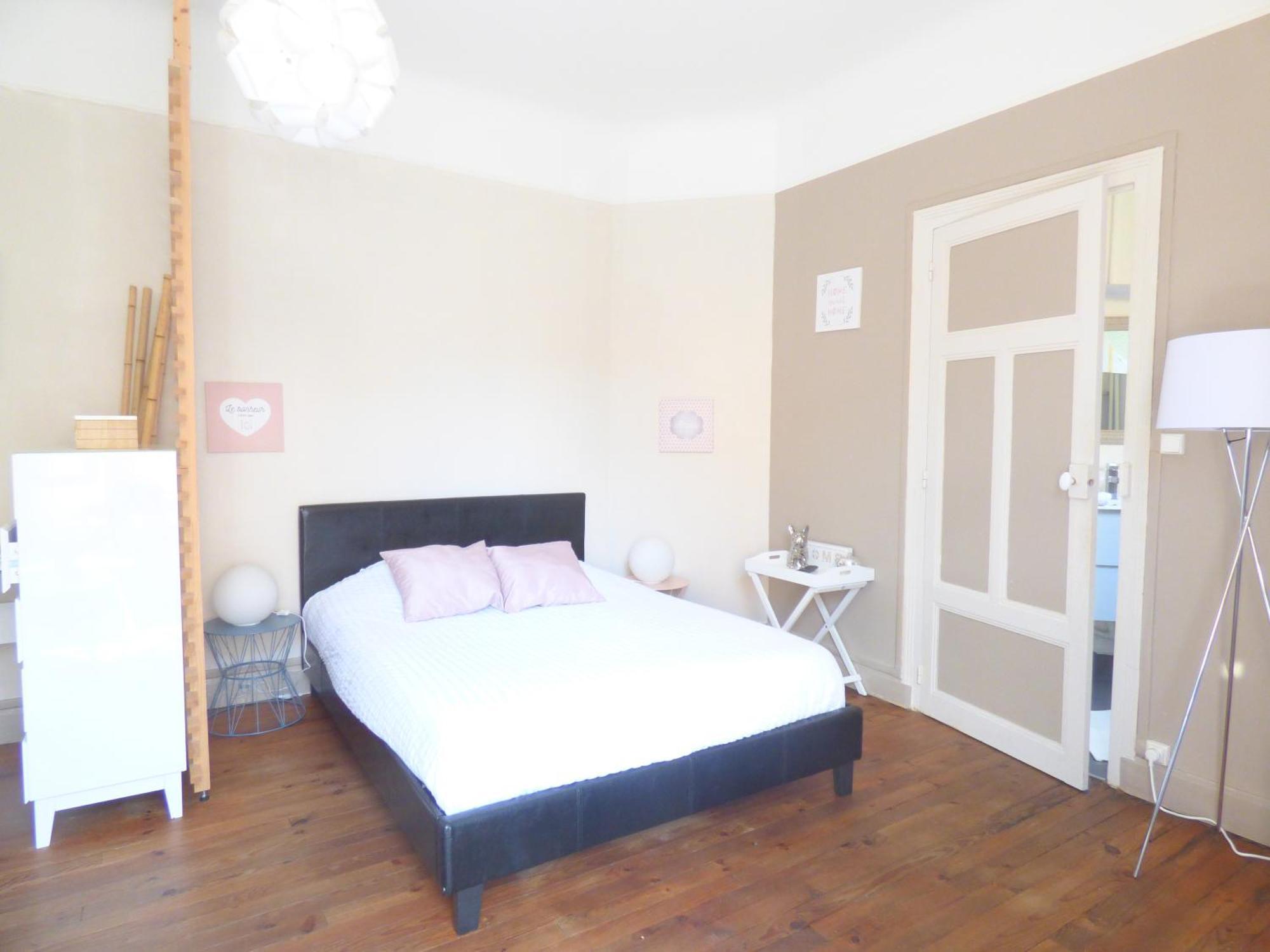 Les Cocons De Stephanie Apartment Vichy Exterior photo